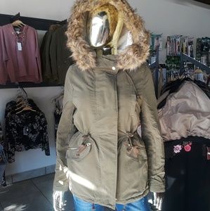 Meet your Posher, Araceli